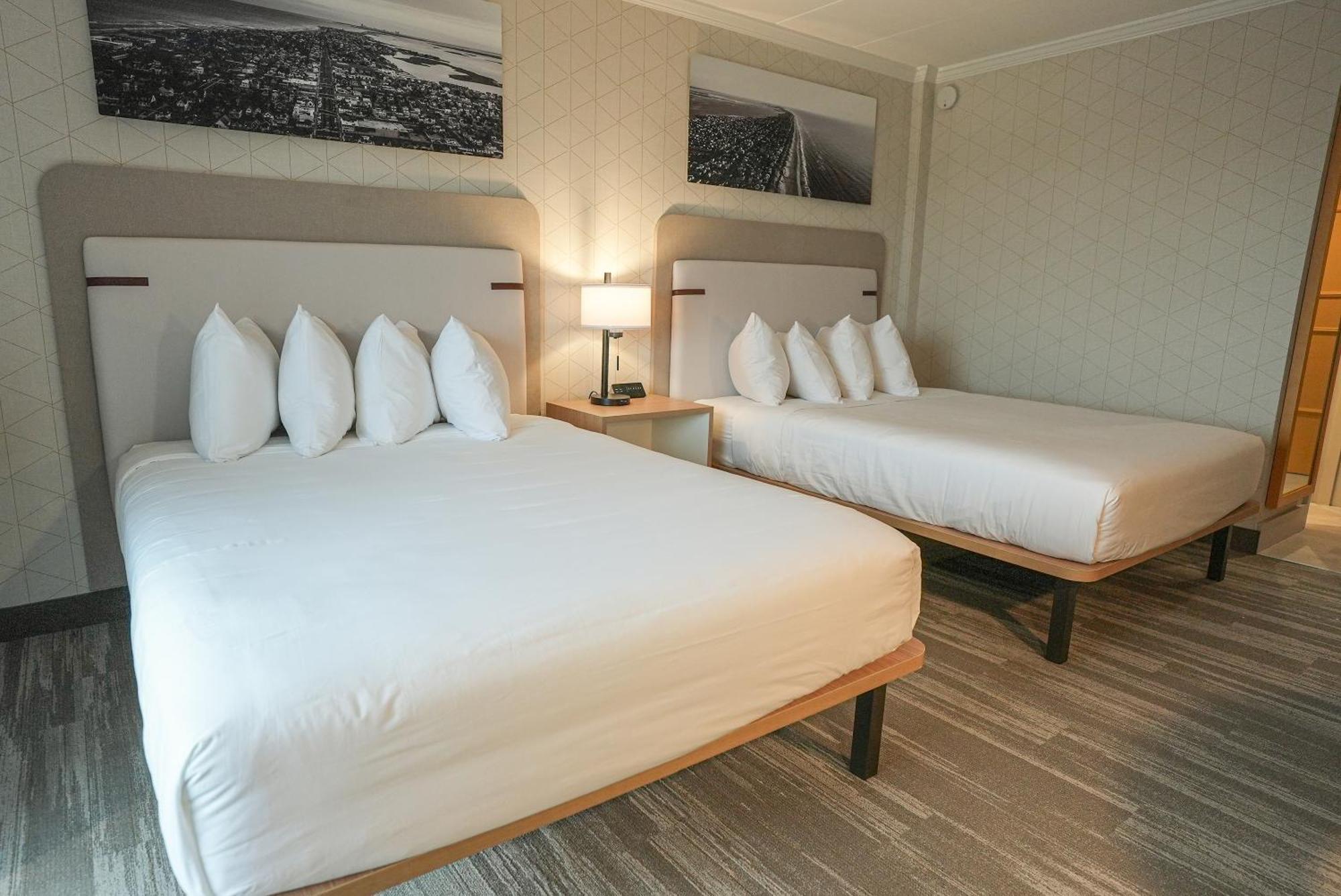 The Boulevard Hotel Beach Haven Esterno foto